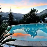 شقة Olivi