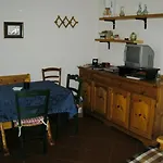 شقة Olivi